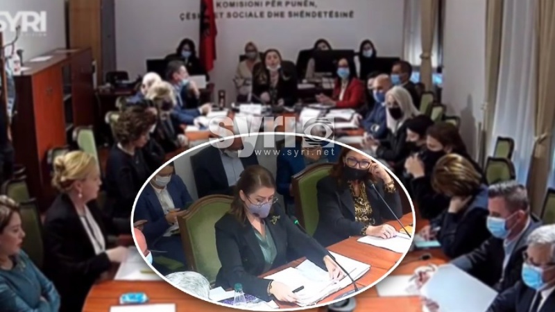 'Show e hipokrizi për maskat' te Shëndetësia, Manastirliu përplaset me deputetët