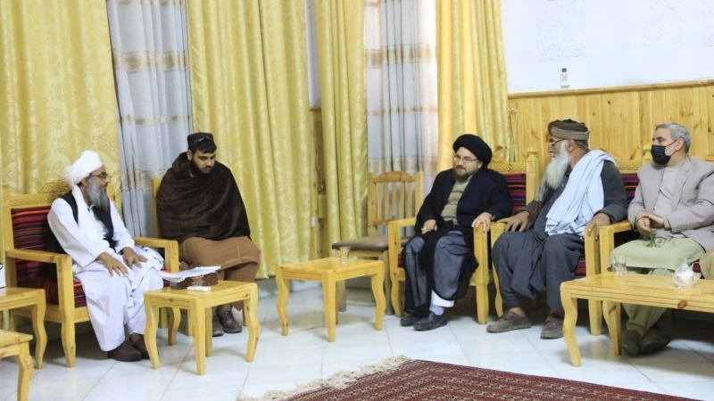   والی هرات: تمام اقوام و مذاهب ساکن در افغانستان با یکدیگر برادر هستند
