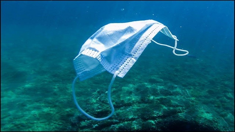 کوویڈ ماسک اور دستانوں کے ہزاروں ٹن کچرے سے سمندر بھی ہوا آلودہ