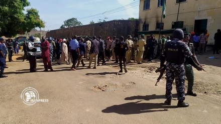 Desetine poginulih i povrijeđenih u napadu na zatvor u Nigeriji