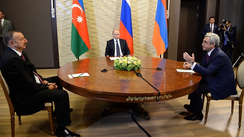 Udhëheqësit e Rusisë, Azerbajxhanit dhe Armenisë takohen në Soçi