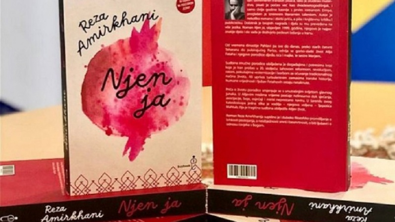 Roman “Njen ja” autora Reze Amirkhanija preveden i na bosanski jezik