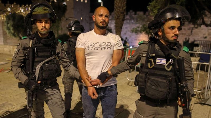 Sionistët arrestuan 400 palestinezë muajin e kaluar (tetor)