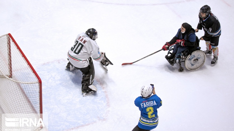 ناوی یاریزانانی تیپی نیشتیمانیی ئێران لە ماڵپەڕی پڕۆفشناڵەکانی بواری ھاکیی سەر سەھۆڵ تۆمار کرا.