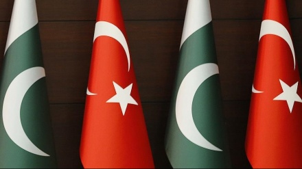 ترک اور پاکستانی کمانڈروں کی ملاقات، سکیورٹی و عسکرتی تعاون پر اتفاق کیا
