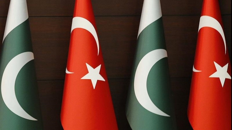 ترک اور پاکستانی کمانڈروں کی ملاقات، سکیورٹی و عسکرتی تعاون پر اتفاق کیا