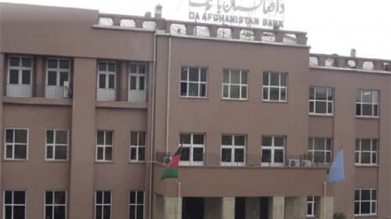 وضعیت ارائه خدمات بانکی در افغانستان رو به بهبود است