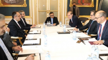 Takimi i negociatorëve të lartë të tre vendeve evropiane me zëvendësministrin e Jashtëm iranian