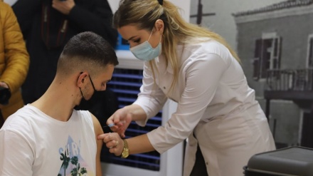 Kosova: Nga 12 vjeç e lart mund të vaksionoheni, kjo është thirrja në prag të festave