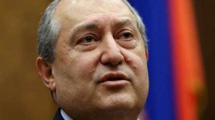  Serokomarê Ermenistanê Armen Sarkisyan îstifa kir