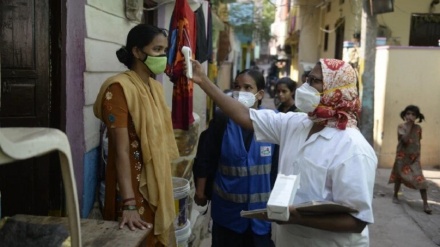 ہندوستان کے ایک ریسرچ سینٹر نے کورونا کی تیسری لہر کو اس وبا کے خاتمے کی شروعات قرار دے دیا