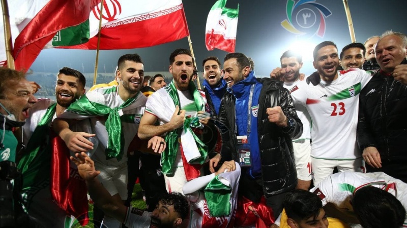 ایران نے فٹبال ورلڈ کپ کیلئےکوالیفائی کرلیا، ملک بھر میں جشن