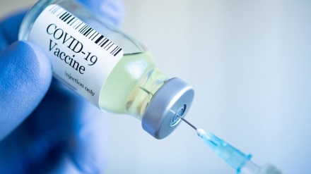 لهستان برای حمایت از پویش واکسیناسیون مهاجرین در ایران واکسن اهدا کرد