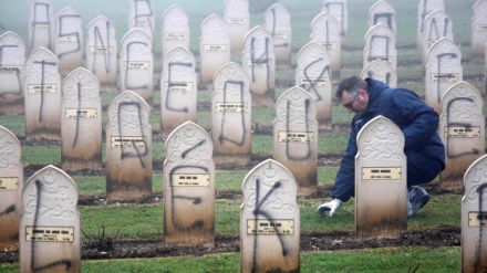 Oštećeni nadgrobni spomenici na muslimanskom groblju u Njemačkoj