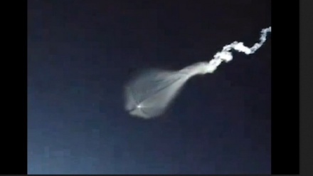 روس کے آسمان پر دکھی عجیب و غریب چیز+ ویڈیو