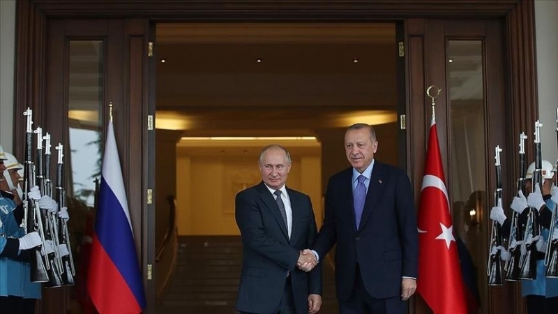  Kremlîn: Putîn vexwendina Erdogan ya ji bo Tirkiyeyê qebûl kir