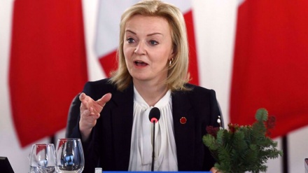 Liz Truss: Želimo Moldaviju opremiti modernim oružjem zbog Rusije