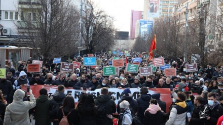 'Albin rrenci'/ Protestë në Prishtinë kundër rritjes së çmimit të enegjisë, qytetarët përplasen me policinë
