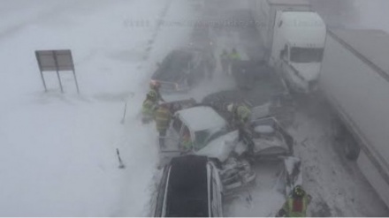 100 automjete përfshihen në një aksident në SHBA