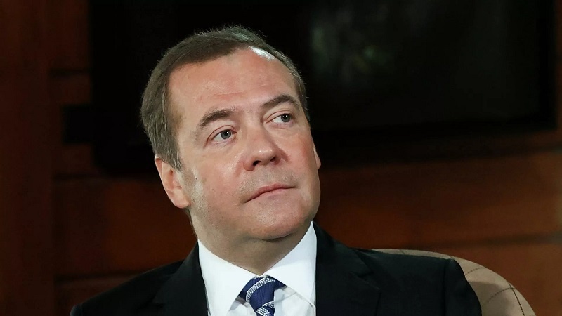  ​​​​​​​Medvedev: Ne dûr e Rûsya jî sermiyanên biyanî yên li welêt bicemidîne