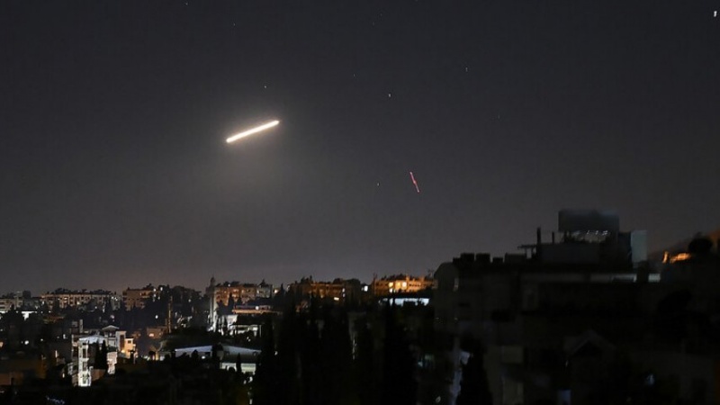 Sûrîyê êrişên Rêjîma Sîyonîst ser Şamê pûç kirin 