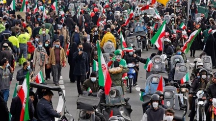 rêpîvana 22`ê Behmenê û Beşdariya bi mîlyonan îraniyan li seranserî Îranê