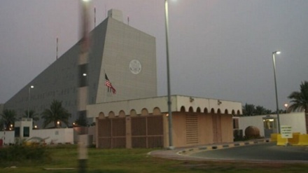 Ambasada amerikane në Emiratet e Bashkuara Arabe paralajmëron në të njëjtën kohë me shpërthimet në Abu Dhabi