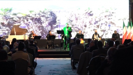 İslam inqilabının qələbəsinin ildönümü İstanbulda qeyd edilib