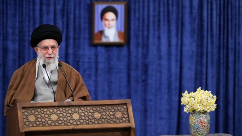 ایران کا اسلامی انقلاب، عوامی جدوجہد کا ثمر ہے: قائد انقلاب اسلامی