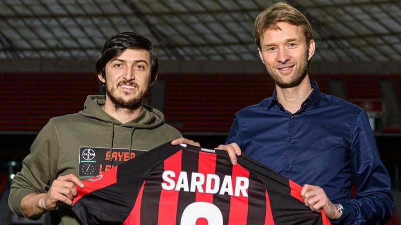 Azmûn futbolîstê îranî bi tîma Bayer Leverkozen a Almanê ra peyman girêda 