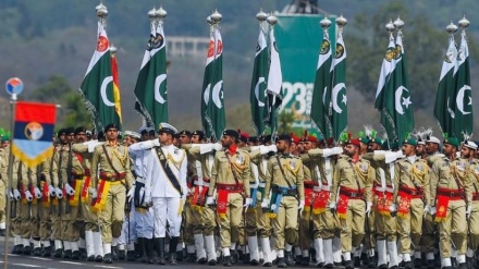 یوم پاکستان کے موقع پر ملک بھر میں خصوصی جشن و تقاریب 