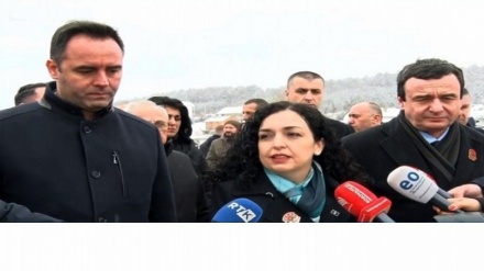 Osmani, Konjufca e Kurti bëjnë homazhe në Kompleksin Memorial Adem Jashari