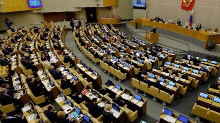Brîtanya 386 parlamenterên Rûsyayê boykot kir