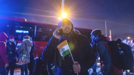 یوکرین، ہندوستانی طلبہ کو نکالنے کا عمل جاری، ایک طالبعلم کی موت پر حکومت کی سرزنش