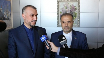 Amir Abdulahjan arrin për vizitë në Moskë