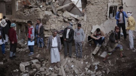یمن پر سعودی اتحاد کی اندھادھند بمباری اور ایندھن پر روک کا سلسلہ جاری