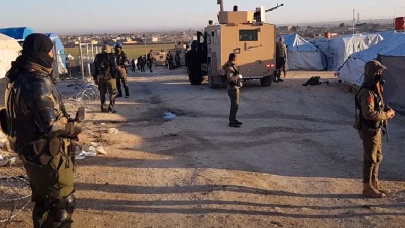 Ji ber şewatê li kampa Holê ya rojhilatê Sûriyê jinek mir û du jin jî birîndar bûn