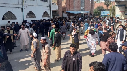 Najmanje 30 poginulih u bombaškom napadu na džamiju u Pakistanu
