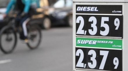 Italia ul akcizën e naftës dhe benzinës