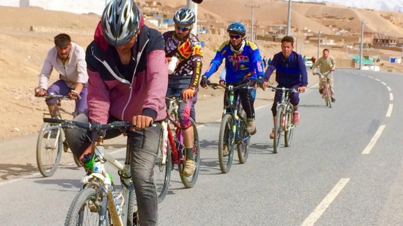 برگزاری مسابقه دوچرخه‌ سواری در بامیان