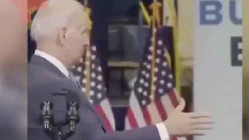 Novi gaf američkog predsjednika: Biden se rukovao 