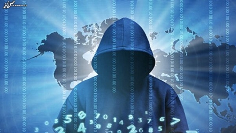 Hakerët sulmojnë Apple dhe Facebook