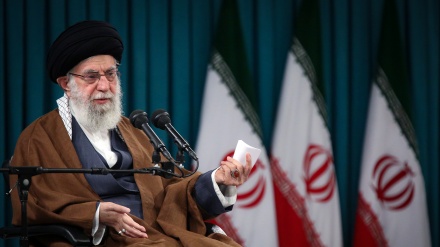 اسلامی جمہوریہ ایران کا نظام اقوام عالم کے لئے ایک پرکشش نمونہ ہے: رہبر انقلاب
