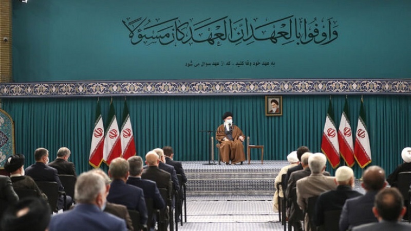  رہبر انقلاب اسلامی نے ملک کی خارجہ پالیسی کا رخ معین کر دیا 