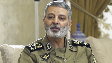 پوری طاقت سے مادر وطن کی حفاظت کریں گے: ایرانی فوج کے سپہ سالار