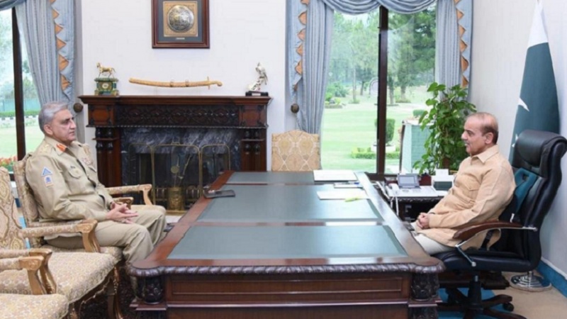پاکستان: آرمی چیف اور وزیر اعظم کی ملاقات 