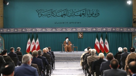 اعلیٰ حکام کی قائد انقلاب اسلامی سے ملاقات۔ تصاویر