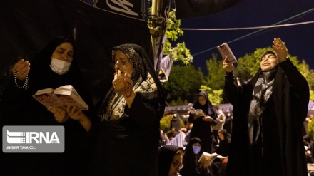 Iranci obilježili drugu Noć Kadra cjelovečernjim dovama