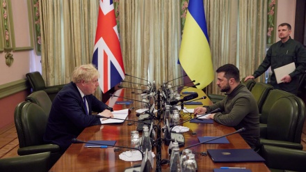 Britaniya Ukraynanı silahlandırmaqda davam edir