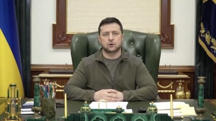 Zelensky: Hêzên Rûsyayê li bakurê Ukraynayê mayinan datînin